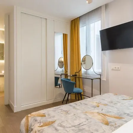 Luxury 3-bedrooms Nostalgie Alojamento de Acomodação e Pequeno-almoço Amesterdão